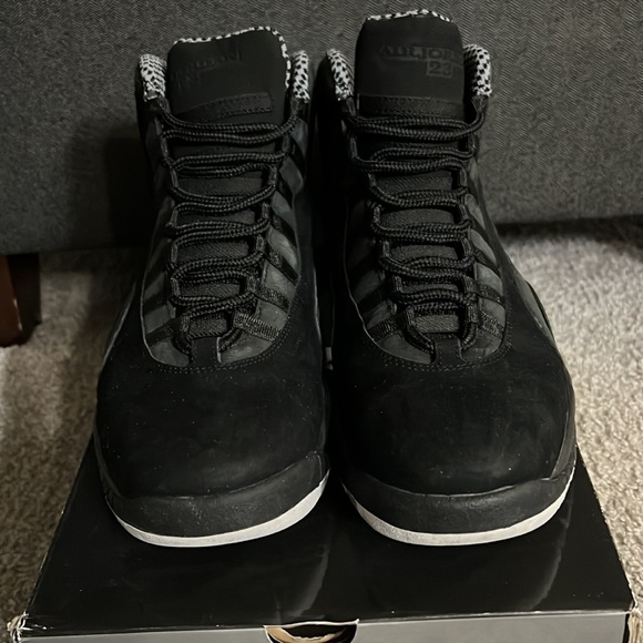 Air Jordan Retro 10 - Picture 2 of 6